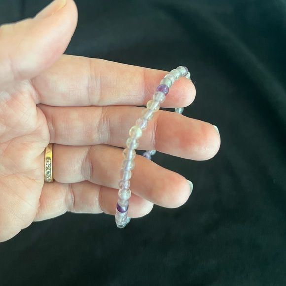 Amethyst crystal bracelet for women size 8 inch small round style NWOT - Picture 1 of 2